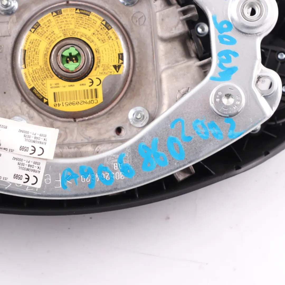 Volant Airbag Module Air Bag Noir A9068601202 pour Mercedes Sprinter W906 à propos du numéro de pièce A9068602002 Mercedes Sprinter W906 Volant Airbag Module Air Bag Noir A9068601202 - SKU A9068602002 - Numéro de pièce A9068602002