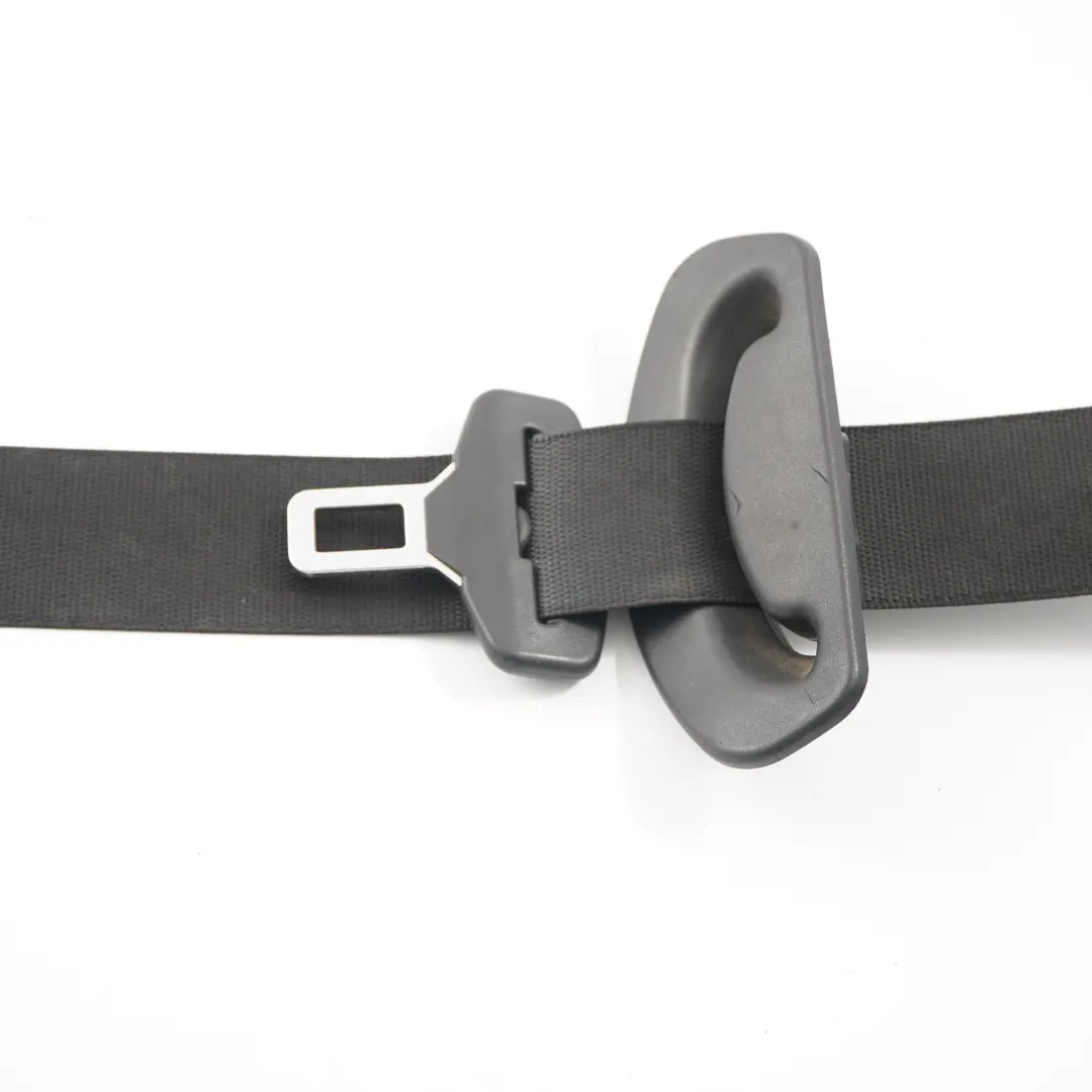 Mercedes Sprinter W906 Ceinture de sécurité centrale avant Noir - SKU A9068603185 - Numéro de pièce A9068603185