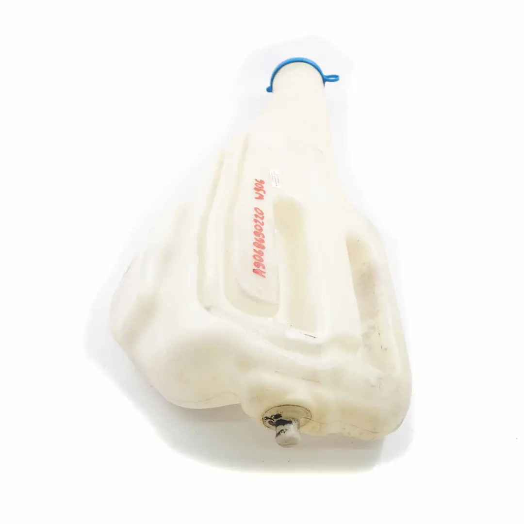 Réservoir De Lave-Glace pour Mercedes Sprinter W906 à propos du numéro de pièce A9068690220 Mercedes Sprinter W906 Réservoir De Lave-Glace - SKU A9068690220 - Numéro de pièce A9068690220