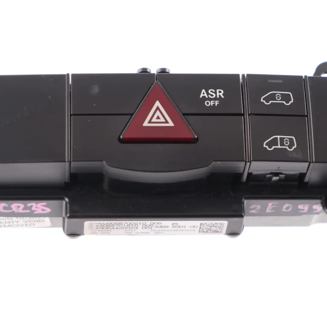 Salpicadero Panel Hazard ASR Interruptor de bloqueo para Mercedes W906 VW Crafter 1 con número de pieza A9068700210 Mercedes W906 VW Crafter 1 Salpicadero Panel Hazard ASR Interruptor de bloqueo - SKU A9068700210 - Número de pieza A9068700210