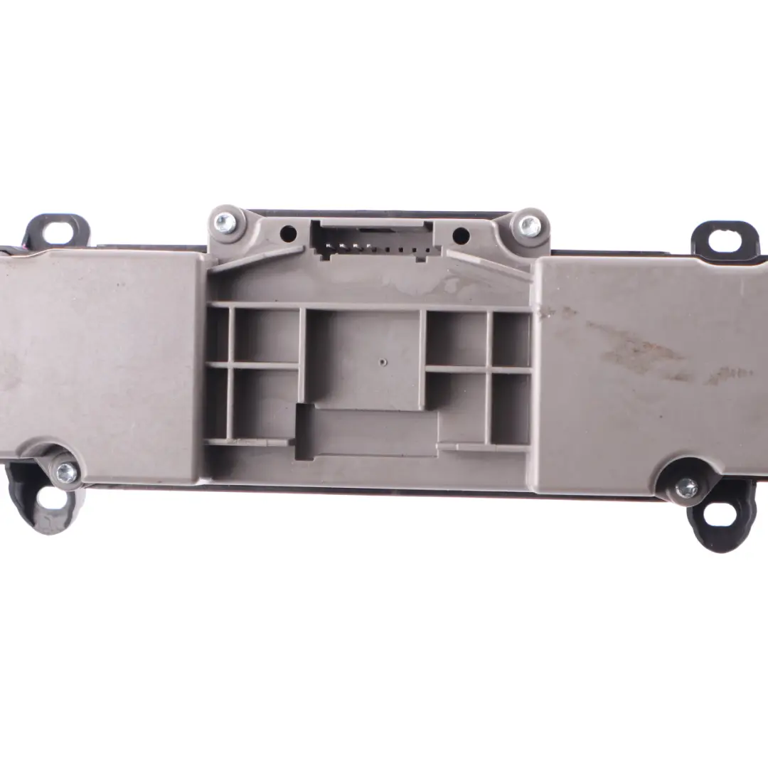 Salpicadero Panel Hazard ASR Interruptor de bloqueo para Mercedes W906 VW Crafter 1 con número de pieza A9068700210 Mercedes W906 VW Crafter 1 Salpicadero Panel Hazard ASR Interruptor de bloqueo - SKU A9068700210 - Número de pieza A9068700210