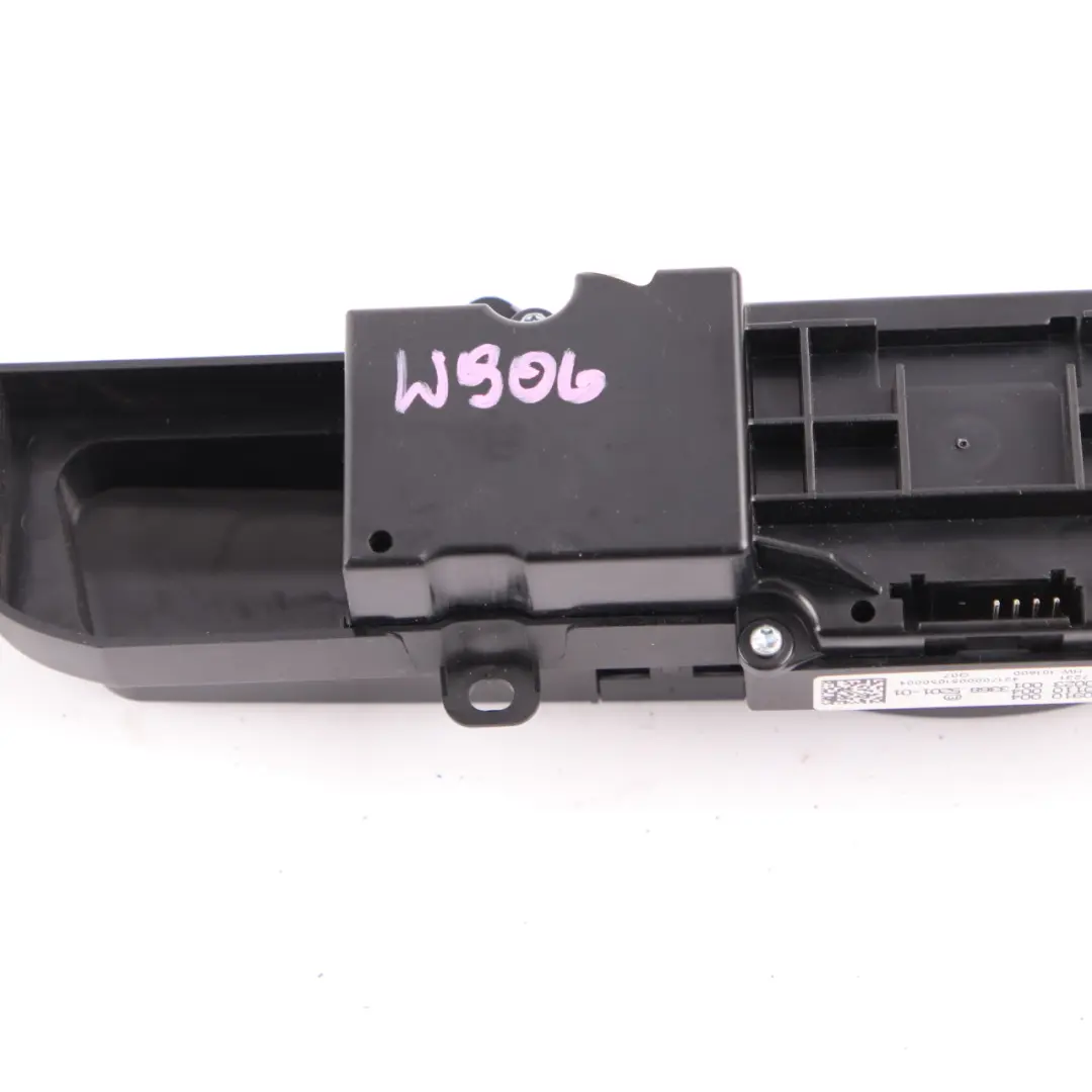 Salpicadero Panel de Interruptores ASR Bloqueo Luces de Peligro para Mercedes W906 con número de pieza A9068700910 Mercedes W906 Salpicadero Panel de Interruptores ASR Bloqueo Luces de Peligro - SKU A9068700910 - Número de pieza A9068700910