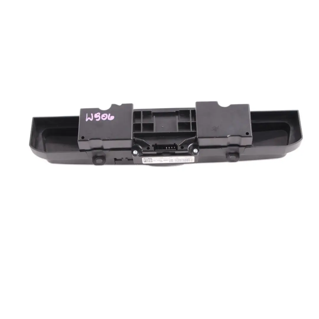 Mercedes W906 Salpicadero Panel de Interruptores ASR Bloqueo Luces de Peligro - SKU A9068700910 - Número de pieza A9068700910