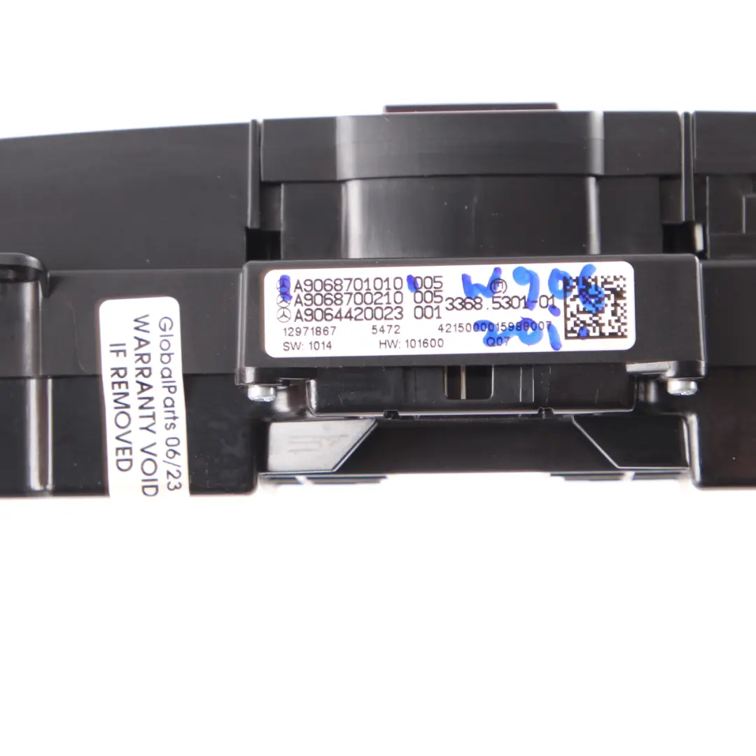 Mercedes Vito W639 Schalttafel Dash Hazard ASR Verriegelung Wischer A6395455207 - SKU A9068701010 - Teilenummer A9068701010