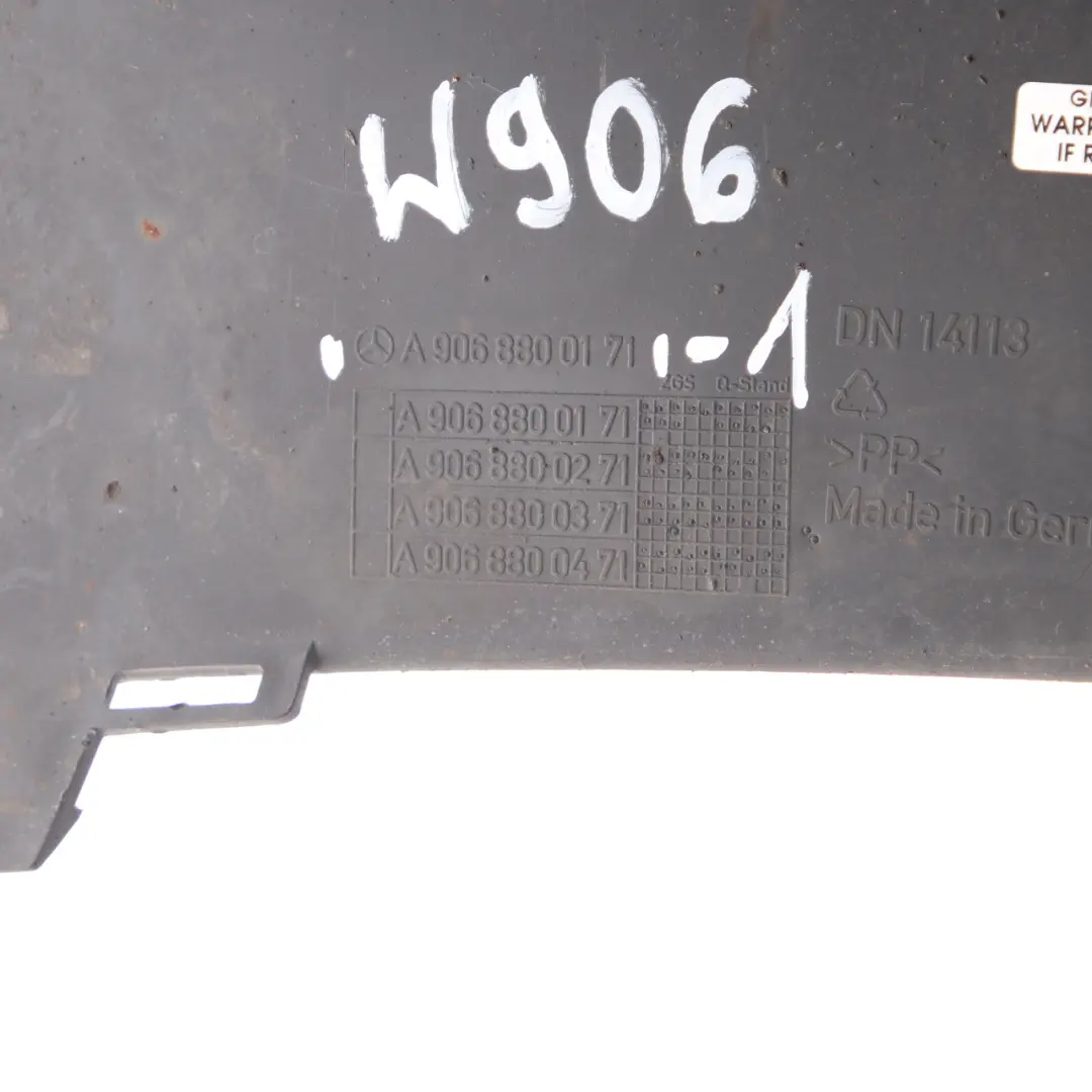 Mercedes Sprinter W906 Supporto supporto guida paraurti posteriore - SKU A9068800171-1 - Numero di parte A9068800171