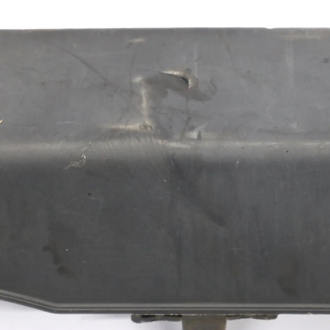 Guía parachoques trasero Soporte para Mercedes Sprinter W906 con número de pieza A9068800171 Mercedes Sprinter W906 Guía parachoques trasero Soporte - SKU A9068800171-2 - Número de pieza A9068800171