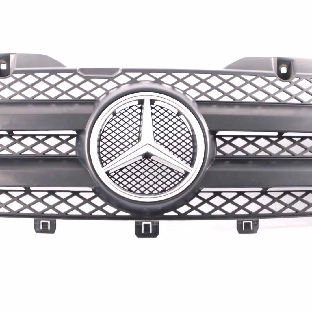Frontgrill Haube Kühler abdeckung Trim für Mercedes Sprinter W906 mit Teilenummer A9068800285 Mercedes Sprinter W906 Frontgrill Haube Kühler abdeckung Trim - SKU A9068800285 - Teilenummer A9068800285