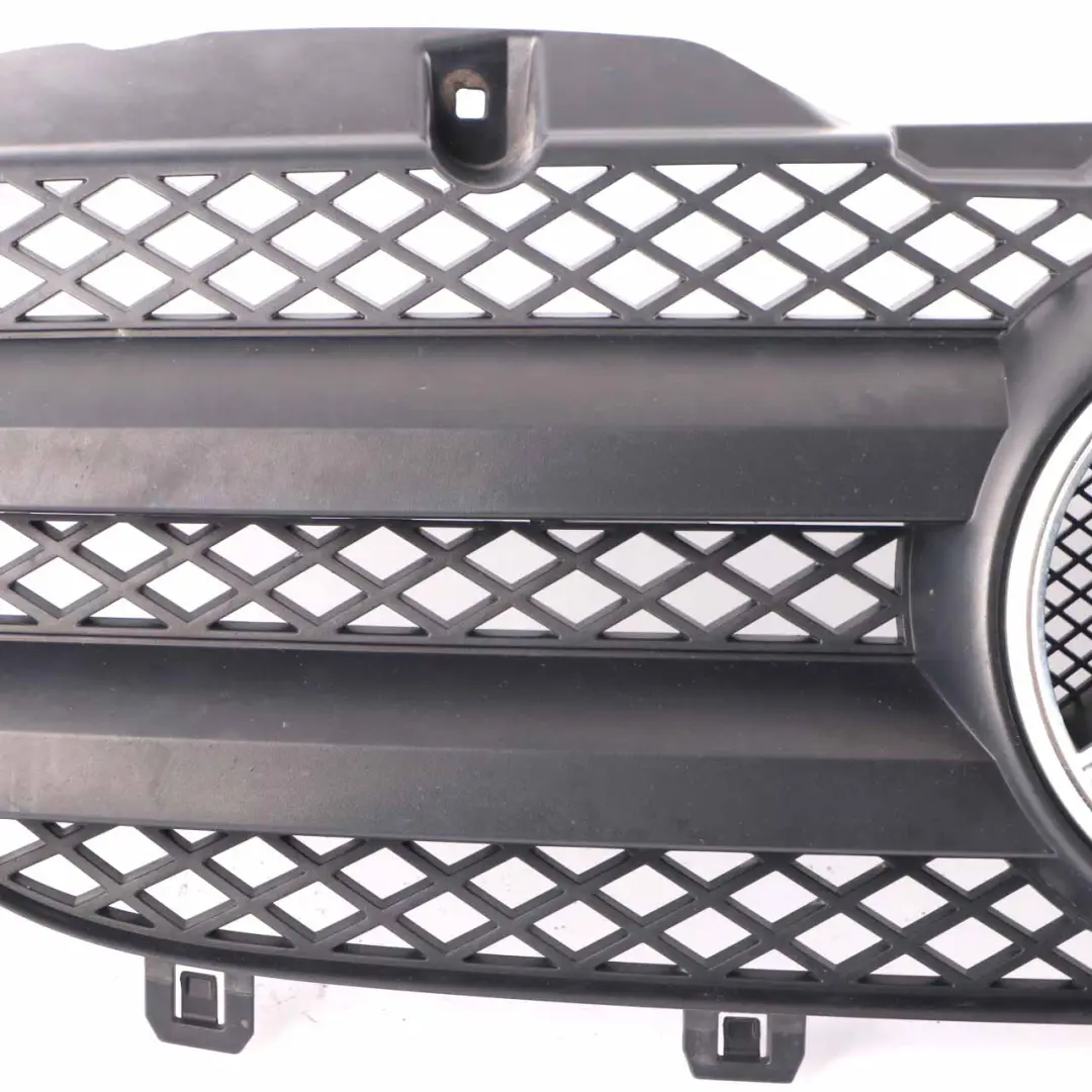 Frontgrill Haube Kühler abdeckung Trim für Mercedes Sprinter W906 mit Teilenummer A9068800285 Mercedes Sprinter W906 Frontgrill Haube Kühler abdeckung Trim - SKU A9068800285 - Teilenummer A9068800285