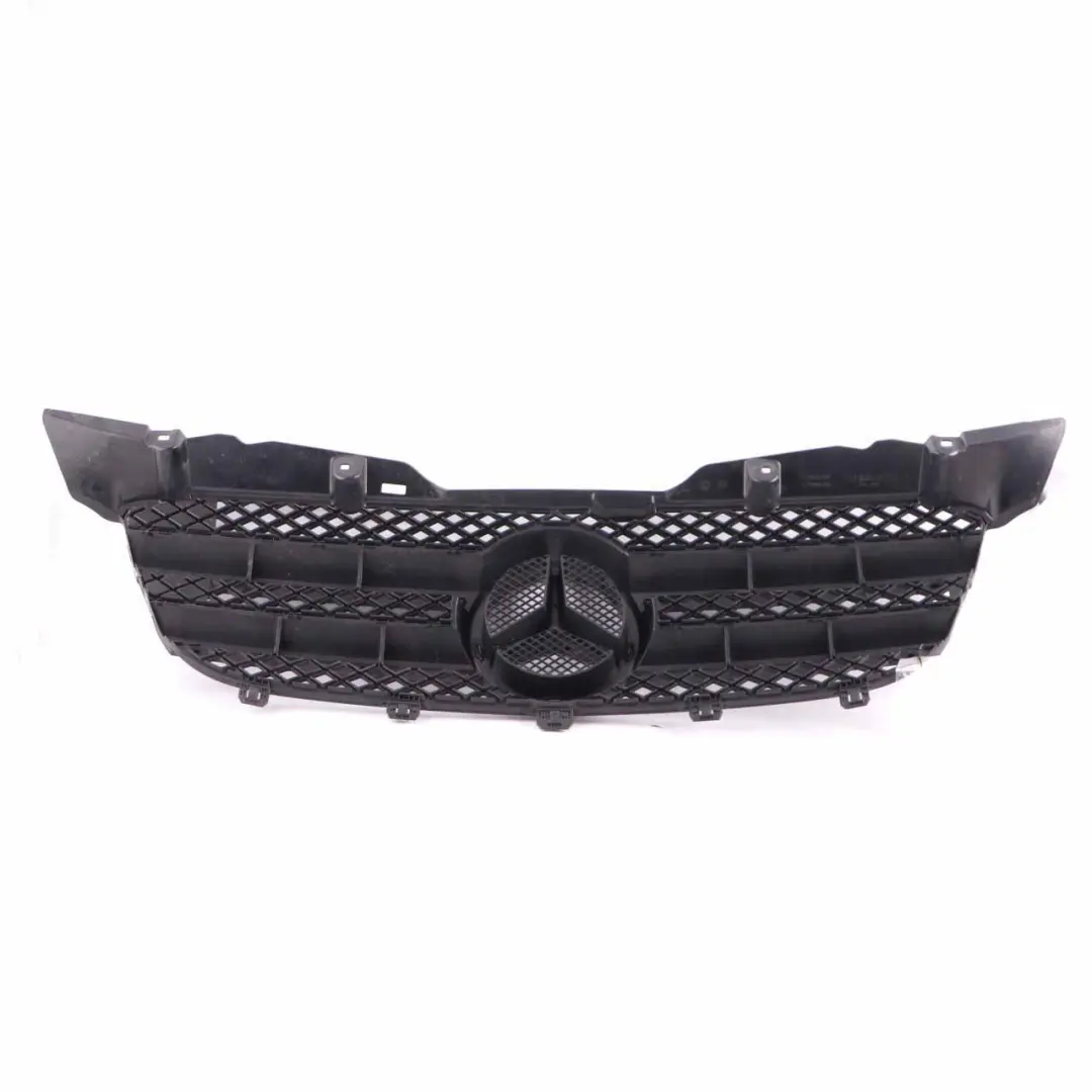 Mercedes Sprinter W906 Grille Avant Capot Couvre Radiateur - SKU A9068800285 - Numéro de pièce A9068800285