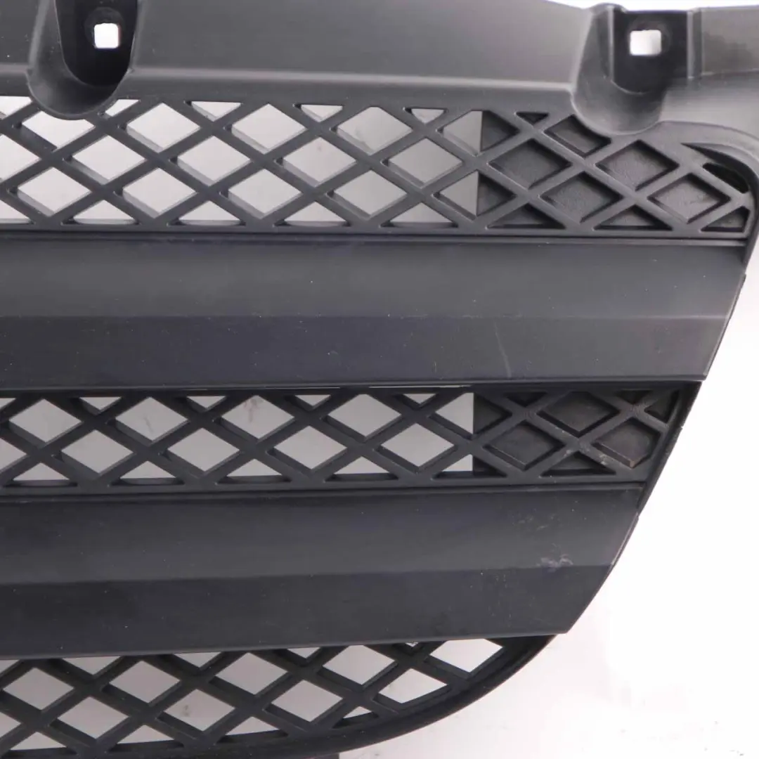 Mercedes W906 Rejilla Delantera Capucha Cubre Radiador Embellecedor - SKU A9068800385-1 - Número de pieza A9068800385