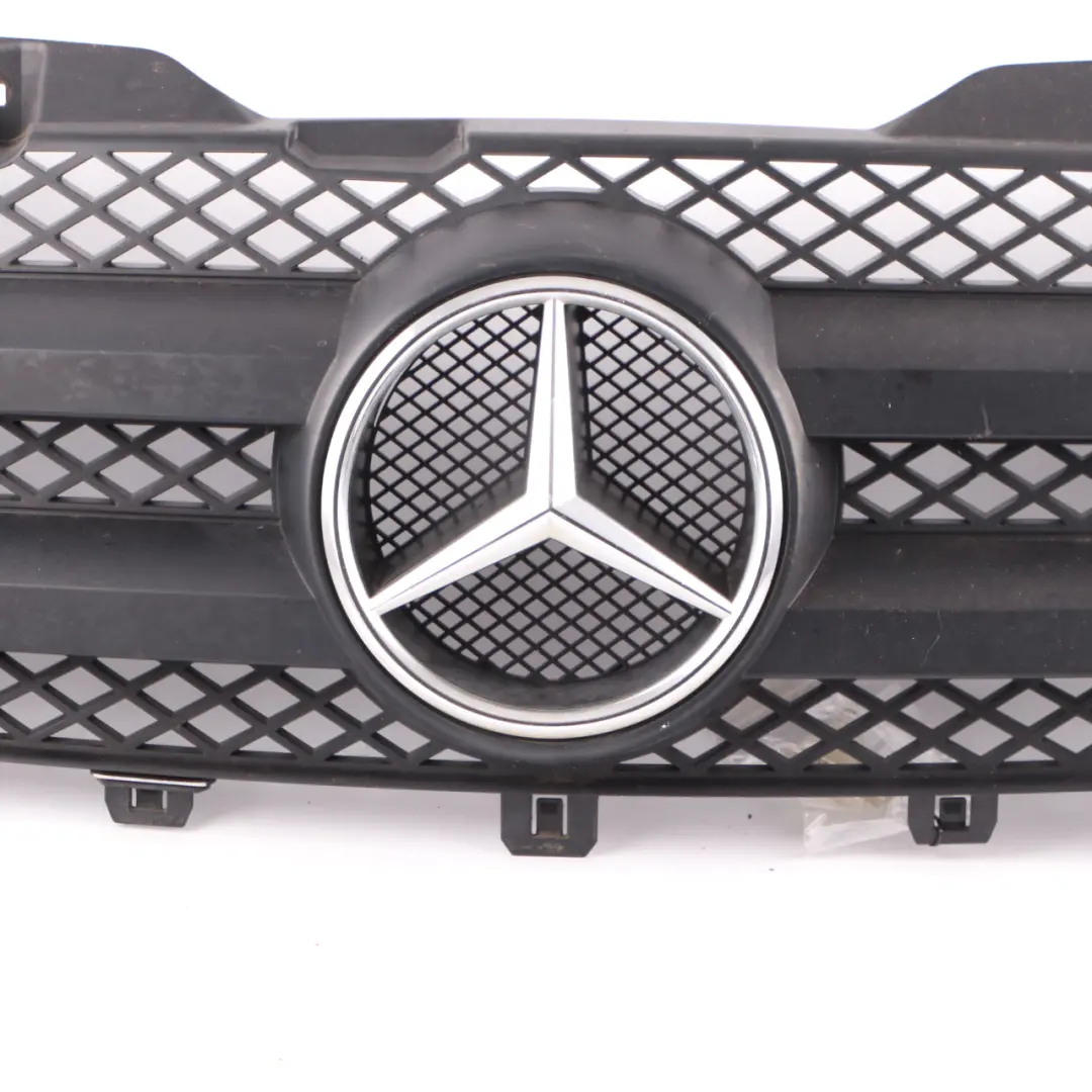 Mercedes W906 Griglia anteriore Cappuccio Radiatore Rivestimento - SKU A9068800385-2 - Numero di parte A9068800385