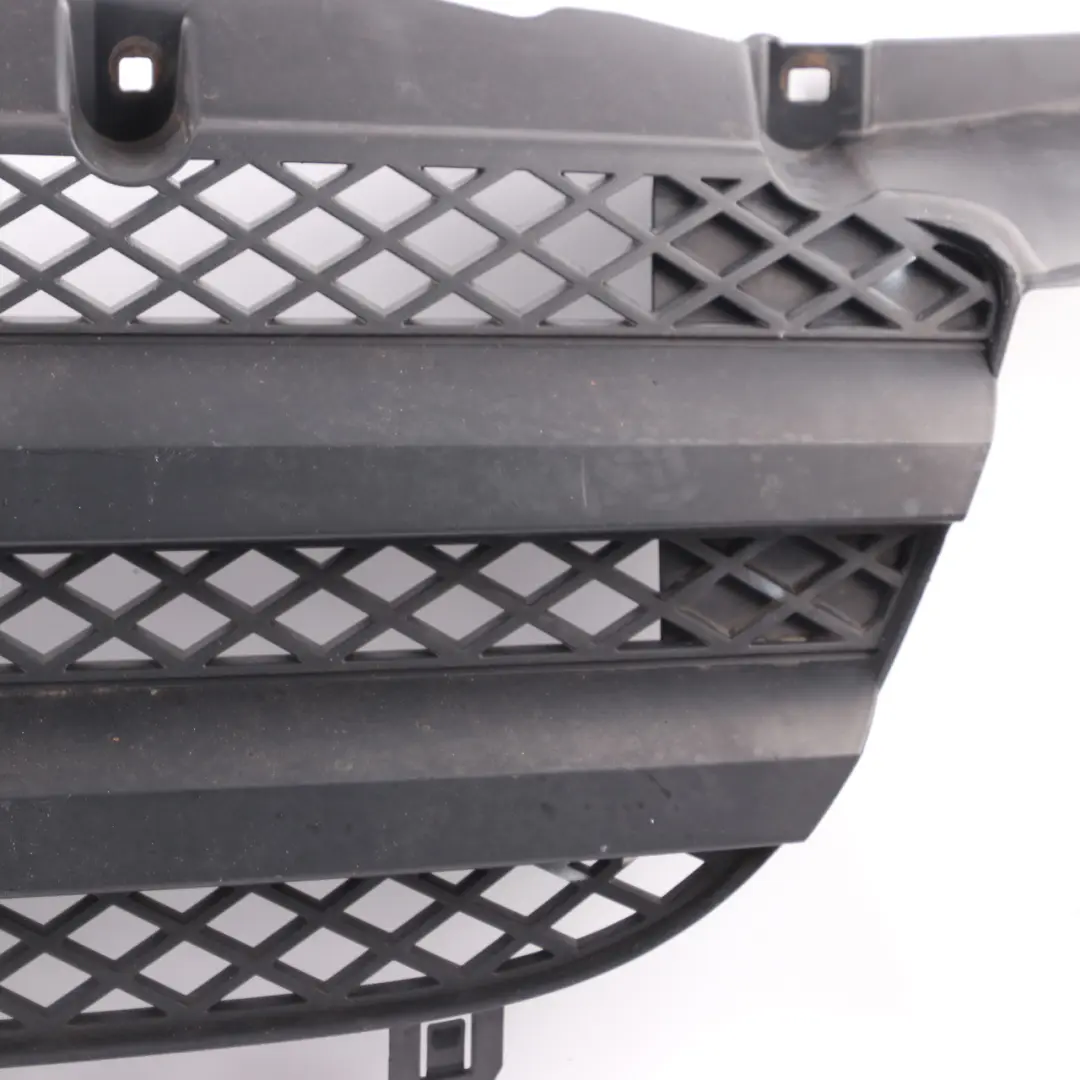 Mercedes Sprinter W906 Grille Avant Capot Couvre Radiateur - SKU A9068800385-2 - Numéro de pièce A9068800385