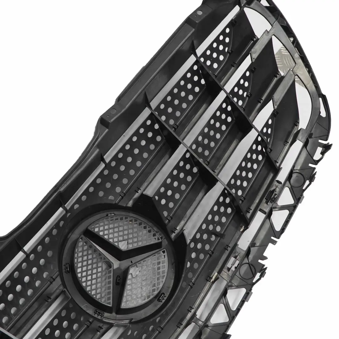 Mercedes Sprinter W906 Griglia anteriore Cappuccio Radiatore Trim - SKU A9068800885 - Numero di parte A9068800885