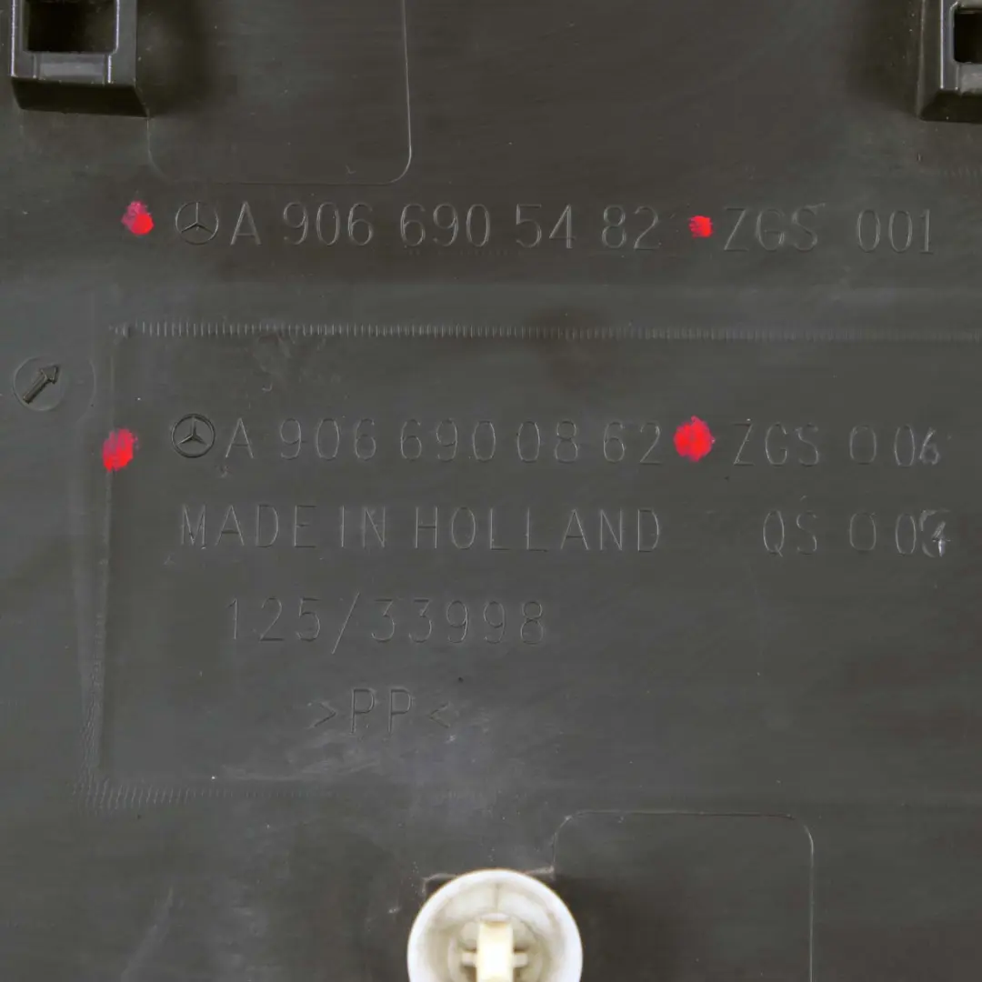 Rechts Schiebetürverkleidung Abdeckung für Mercedes Sprinter W906 mit Teilenummer A9066905482 Mercedes Sprinter W906 Rechts Schiebetürverkleidung Abdeckung - SKU A9066905482 - Teilenummer A9066905482