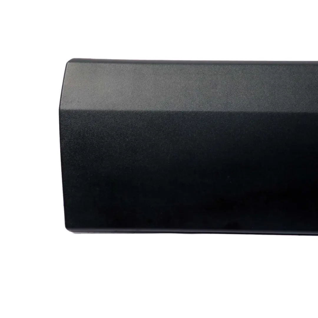 Listwa Drzwi Przesuwnych Prawa do Mercedes W906 o numerze A9066905482 Mercedes W906 Listwa Drzwi Przesuwnych Prawa - SKU A9066905482 - Numer Części A9066905482