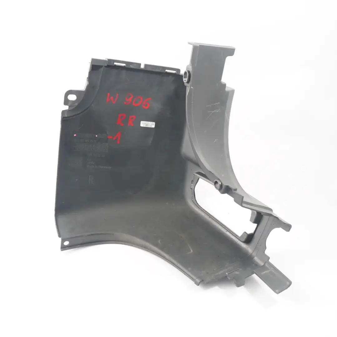 Paraurti posteriore destro Corner per Mercedes Sprinter W906 con numero di parte A9068804671 Mercedes Sprinter W906 Paraurti posteriore destro Corner - SKU A9068804671-1 - Numero di parte A9068804671