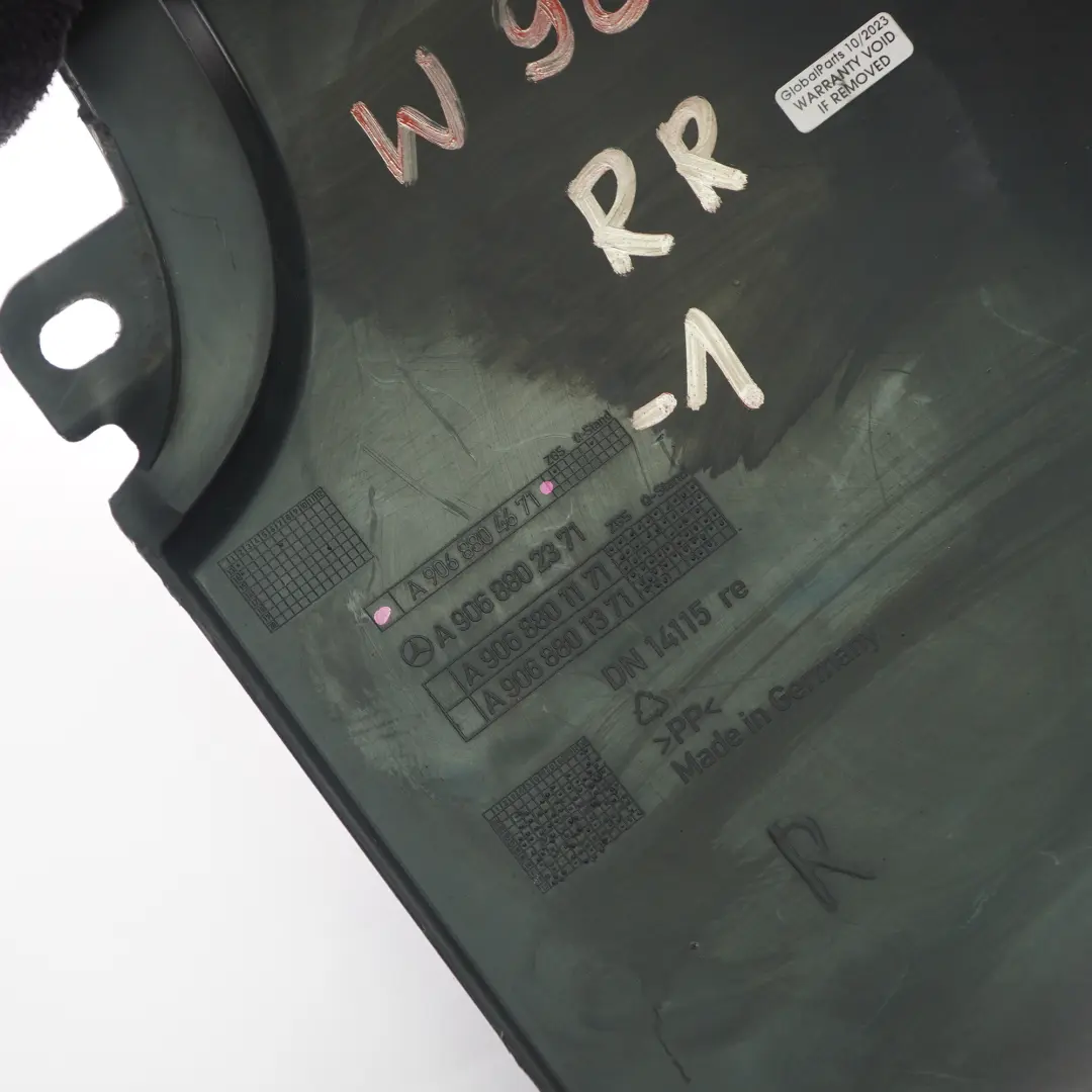 Hintere Stoßstange Rechts Ecke für Mercedes Sprinter W906 mit Teilenummer A9068804671 Mercedes Sprinter W906 Hintere Stoßstange Rechts Ecke - SKU A9068804671-1 - Teilenummer A9068804671