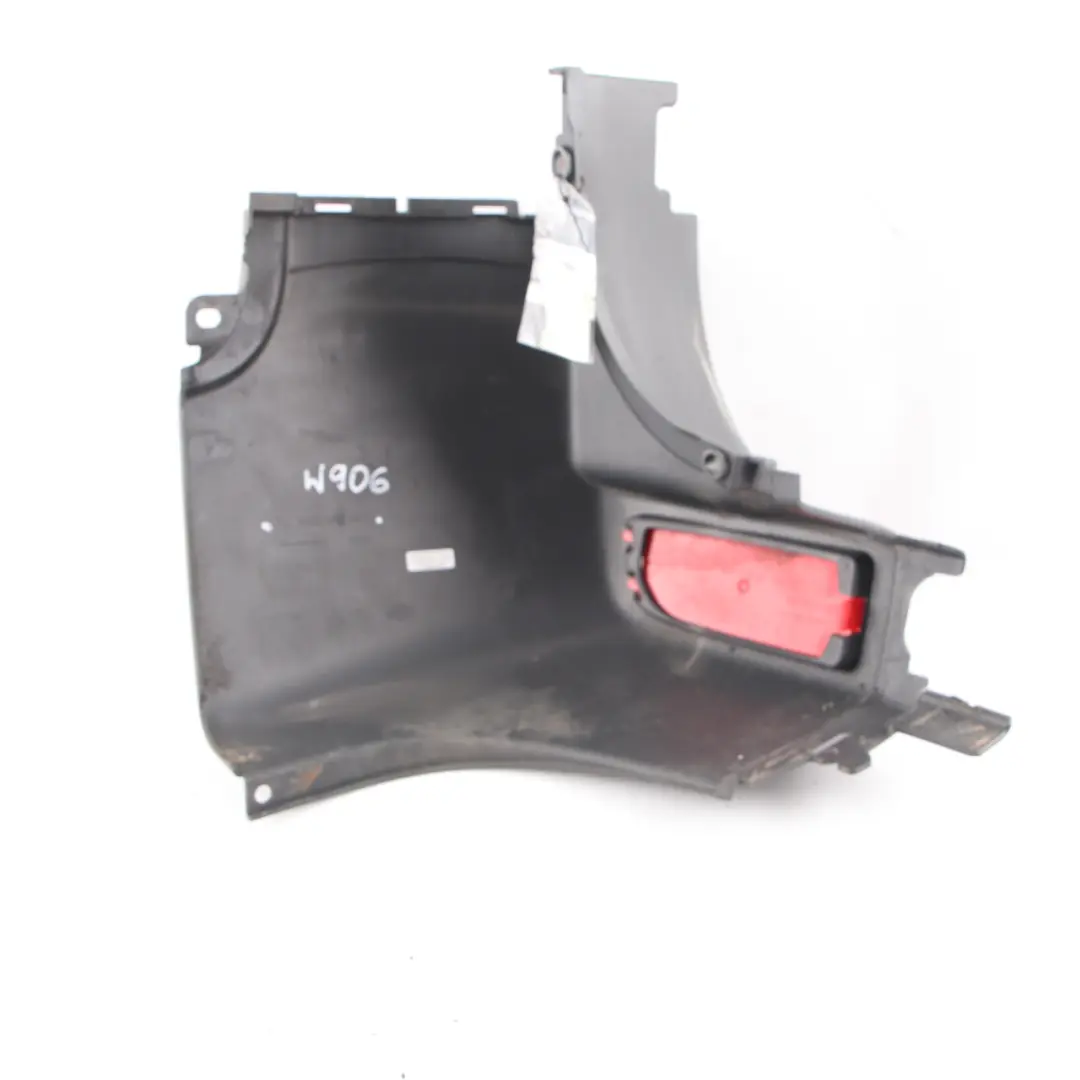 Parachoques derecho Esquina Recubrimiento para Mercedes Sprinter W906 con número de pieza A9068804671 Mercedes Sprinter W906 Parachoques derecho Esquina Recubrimiento - SKU A9068804671 - Número de pieza A9068804671