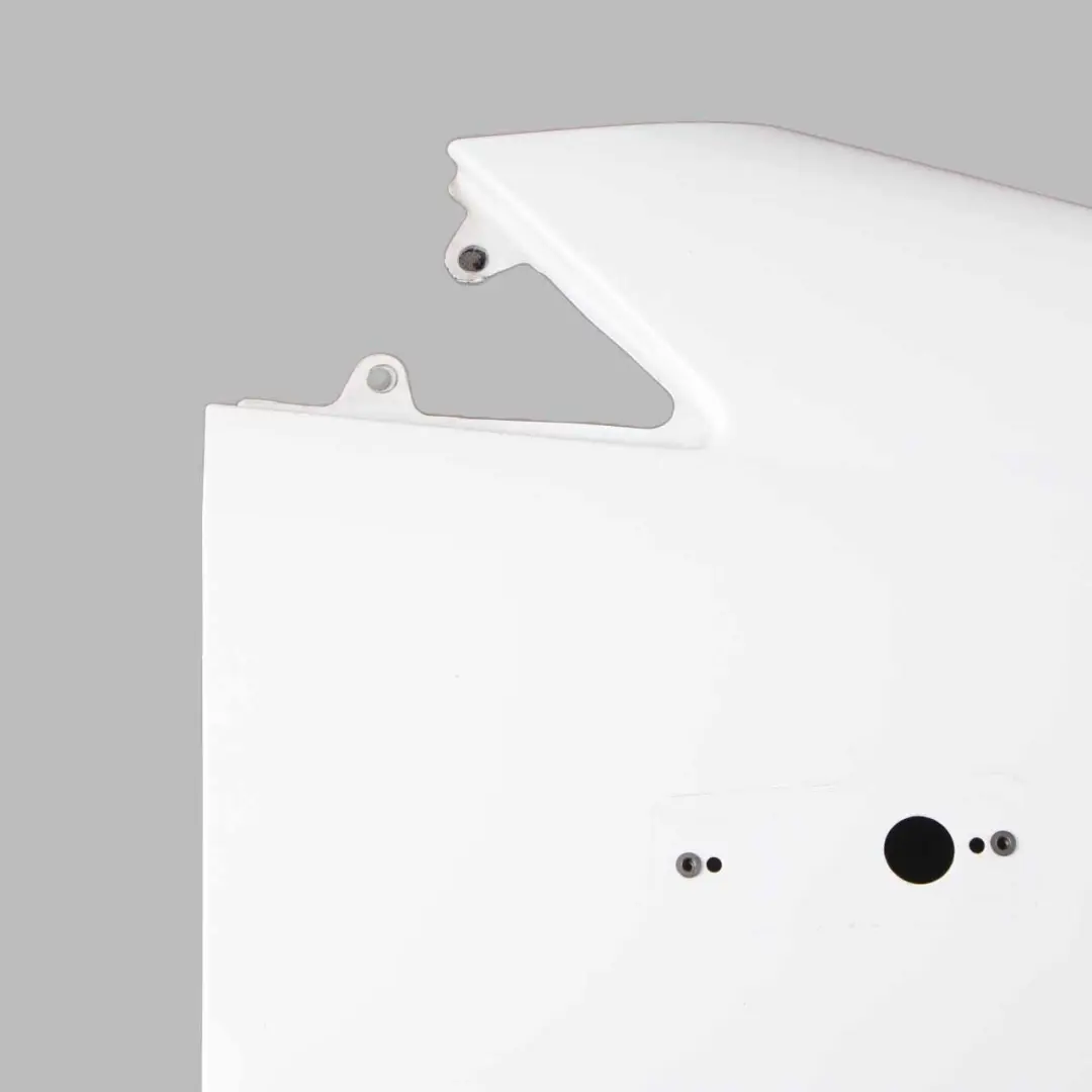 Seitenteil Vorne Rechts Kotflügel Arctic White 9147 für Mercedes Sprinter W906 mit Teilenummer A9068810201 Mercedes Sprinter W906 Seitenteil Vorne Rechts Kotflügel Arctic White 9147 - SKU A9068810201-ARW - Teilenummer A9068810201