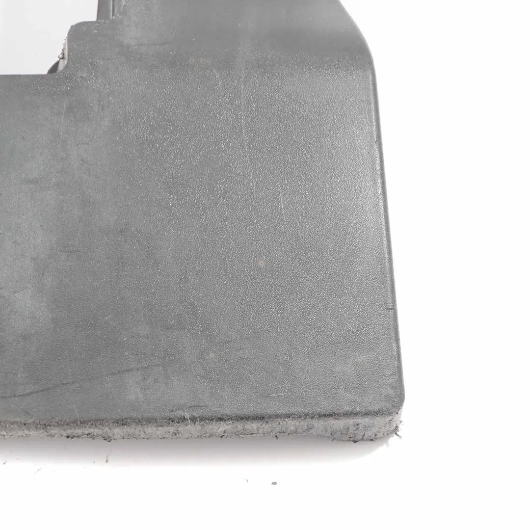 Guardabarros Mercedes W906 Crafter Delantero Izquierdo Splash Guard para con número de pieza A9068820004 Guardabarros Mercedes W906 Crafter Delantero Izquierdo Splash Guard - SKU A9068820004 - Número de pieza A9068820004