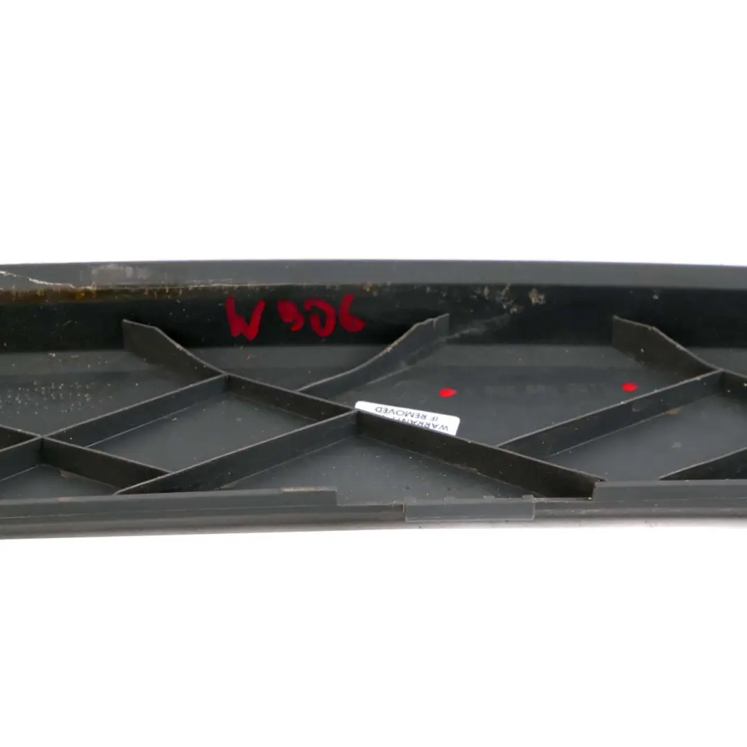 Mercedes Sprinter W906 Parachoques Delantero Cubre Parrilla Negro - SKU A9068850011 - Número de pieza A9068850011