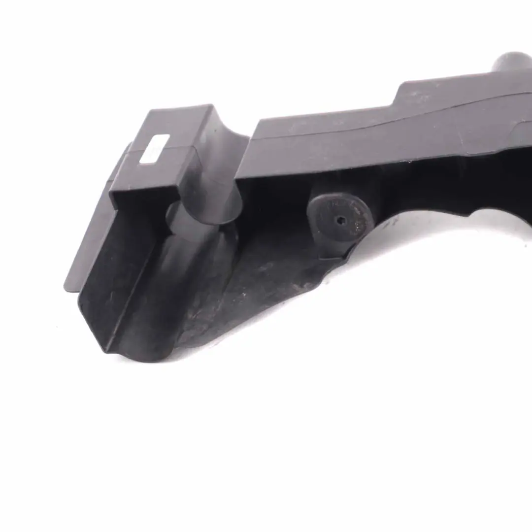 Mercedes Sprinter W906 Supporto radiatore sinistro montaggio pannello copertura - SKU A9068890031 - Numero di parte A9068890031