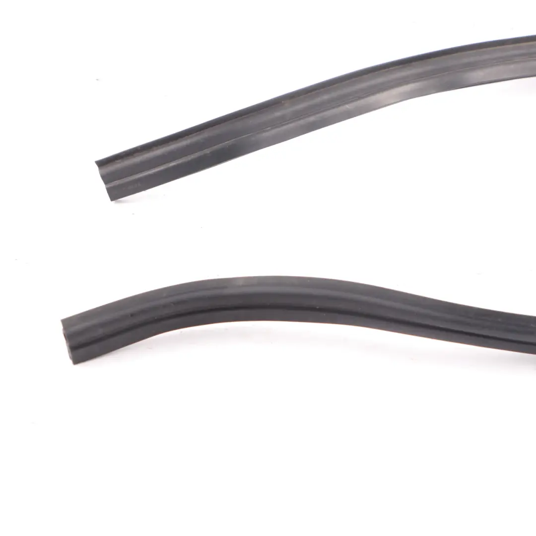 Mercedes W906 Engine Hood Rubber Seal Bonnet Gasket Sealing - SKU A9068890098 - Part number A9068890098