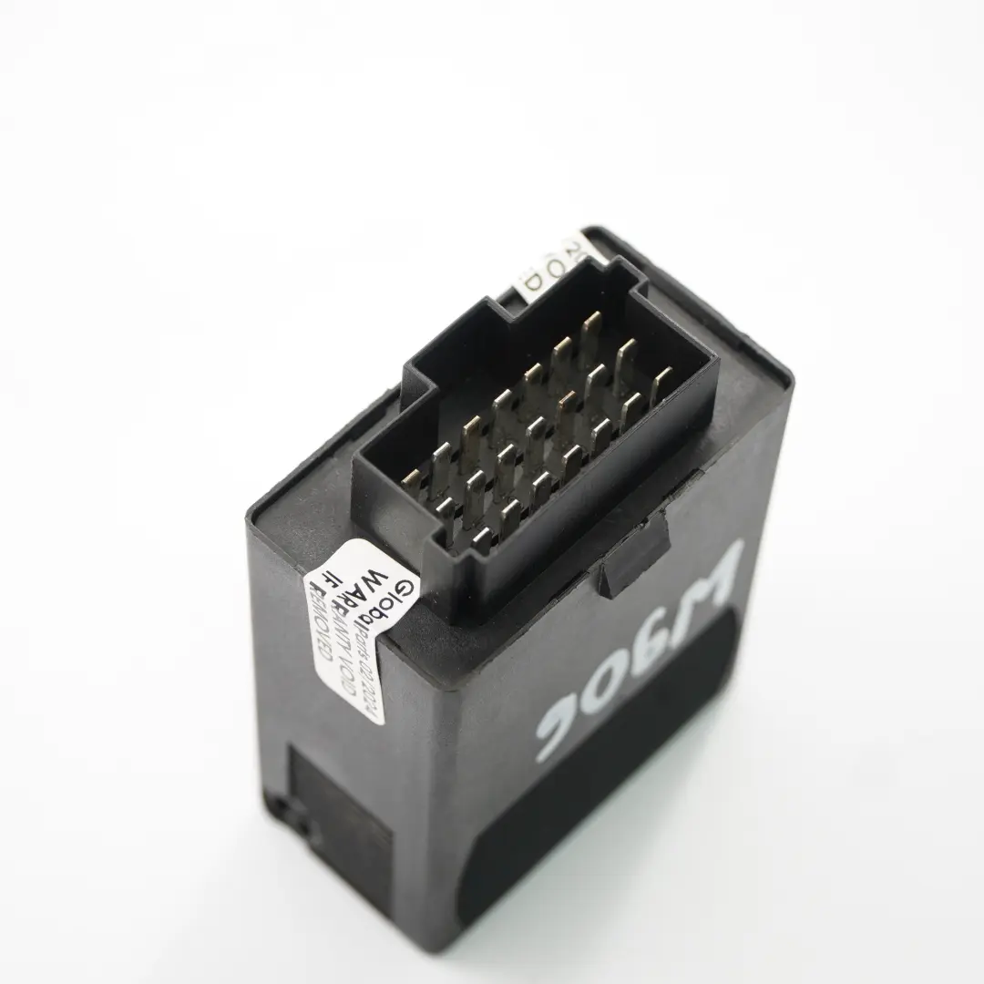 Module d'éclairage intérieur de toit pour Mercedes W906 VW Crafter à propos du numéro de pièce A9069000200 Mercedes W906 VW Crafter Module d'éclairage intérieur de toit - SKU A9069000200-1 - Numéro de pièce A9069000200