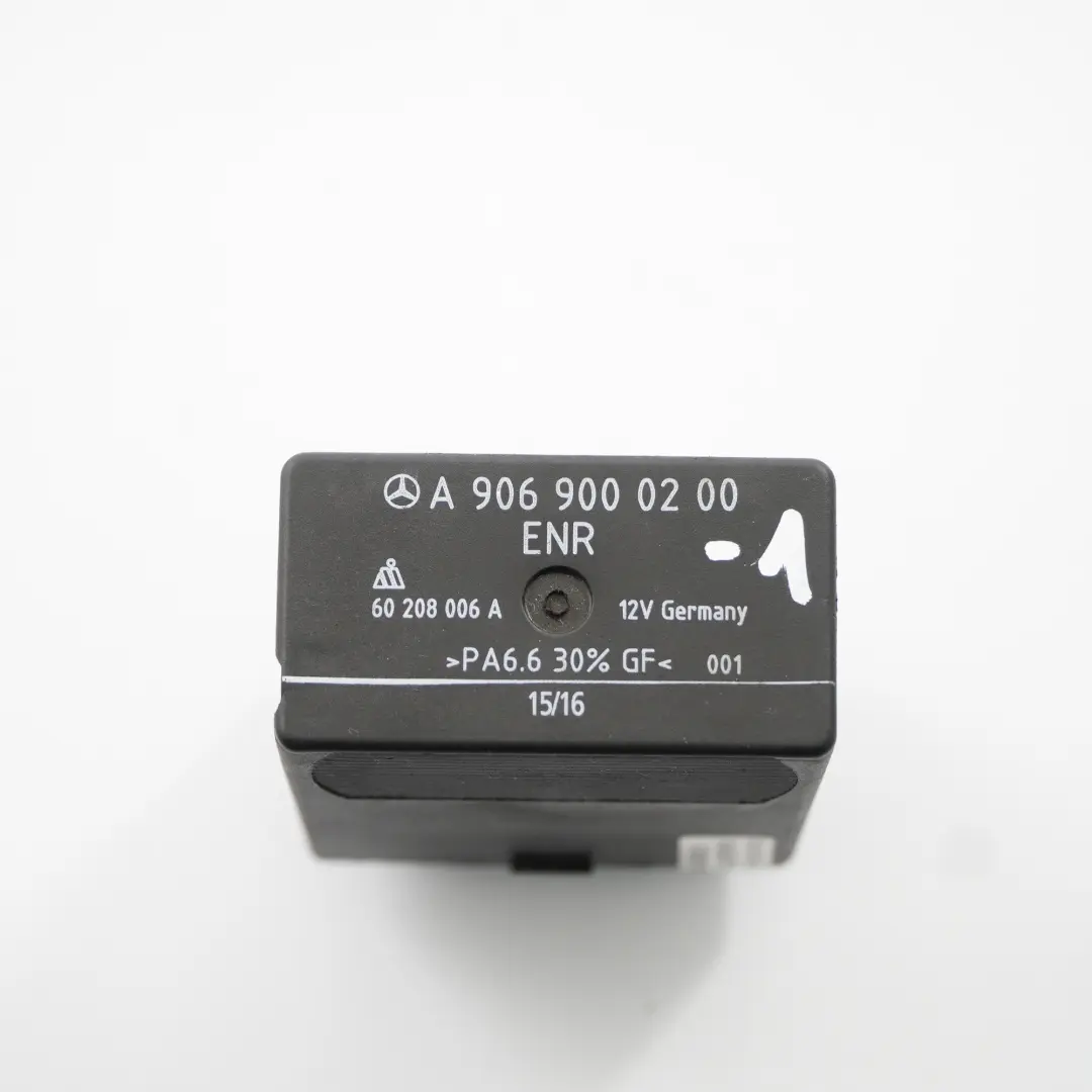 Mercedes W906 VW Crafter Roof Light Interior Lamp Module Unit - SKU A9069000200-1 - Part number A9069000200