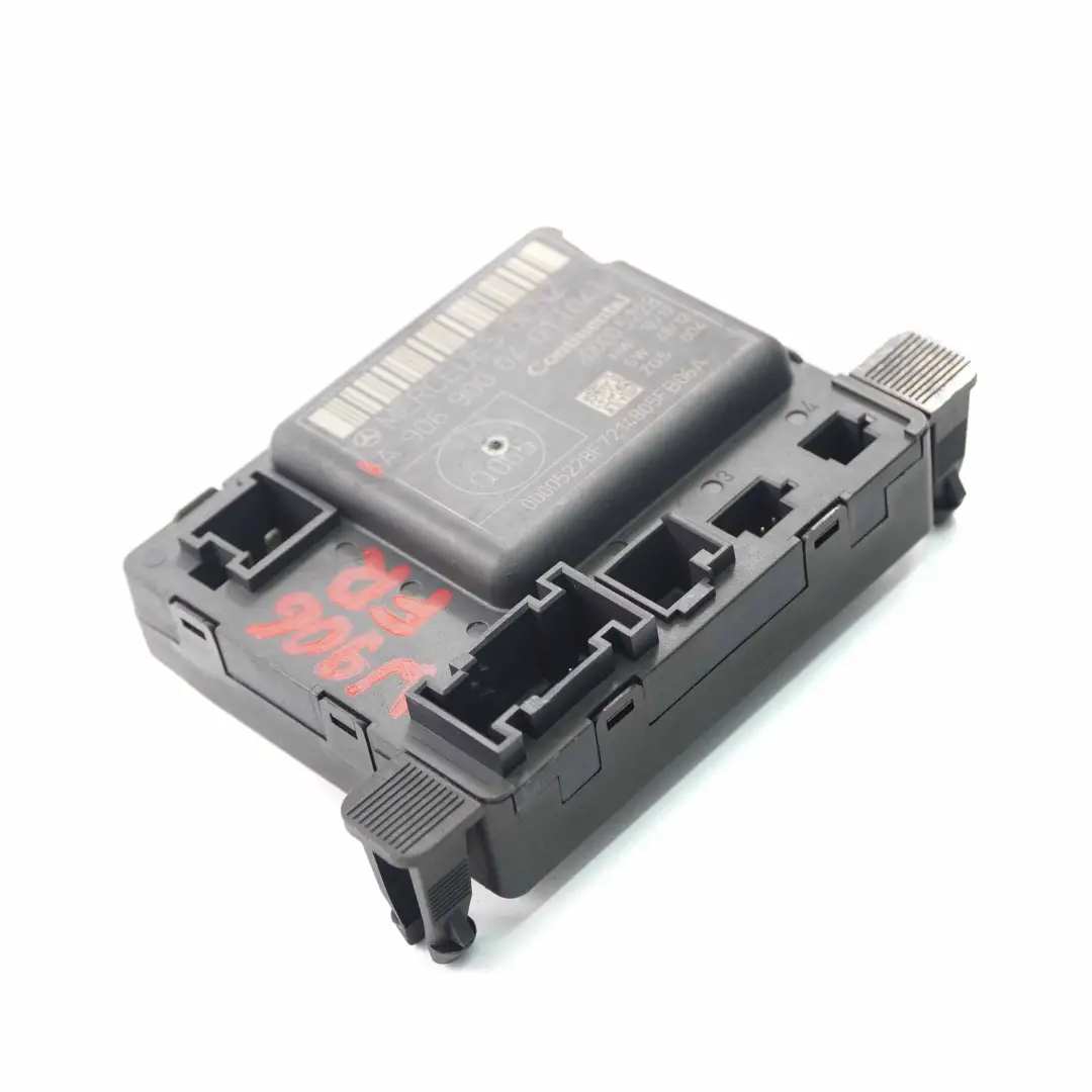 Módulo puerta delantera derecha Unidad control para Mercedes W906 con número de pieza A9069000401 Mercedes W906 Módulo puerta delantera derecha Unidad control - SKU A9069000401 - Número de pieza A9069000401