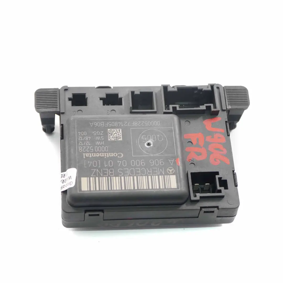 Mercedes W906 Módulo puerta delantera derecha Unidad control - SKU A9069000401 - Número de pieza A9069000401
