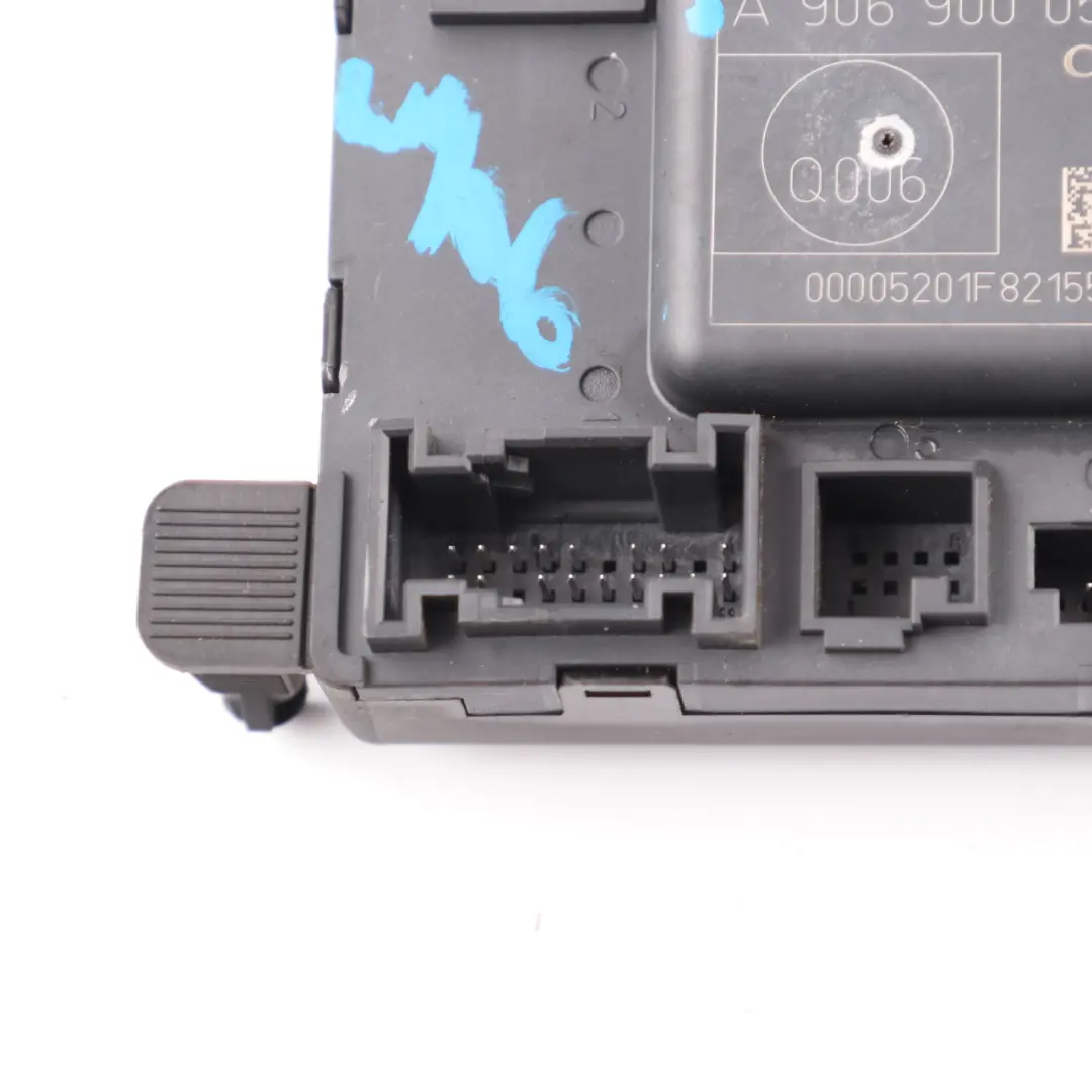 Door Module Front Left Right N/O/S Control Unit ECU to Mercedes W906 with Part number A9069000501 Mercedes W906 Door Module Front Left Right N/O/S Control Unit ECU - SKU A9069000501 - Part number A9069000501