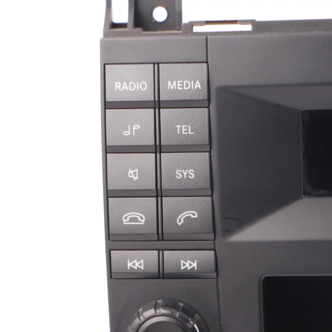 Radioodtwarzacz Radio Samochodowe A9068201589 do Mercedes Sprinter W906 o numerze A9069001203 Mercedes Sprinter W906 Radioodtwarzacz Radio Samochodowe A9068201589 - SKU A9069001203 - Numer Części A9069001203