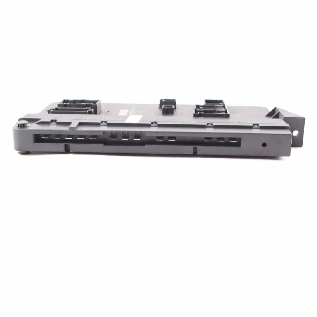 Fuse Box Relay Control Unit Electric Module SAM to Mercedes W906 with Part number A9069003502 Mercedes W906 Fuse Box Relay Control Unit Electric Module SAM - SKU A9069003502 - Part number A9069003502