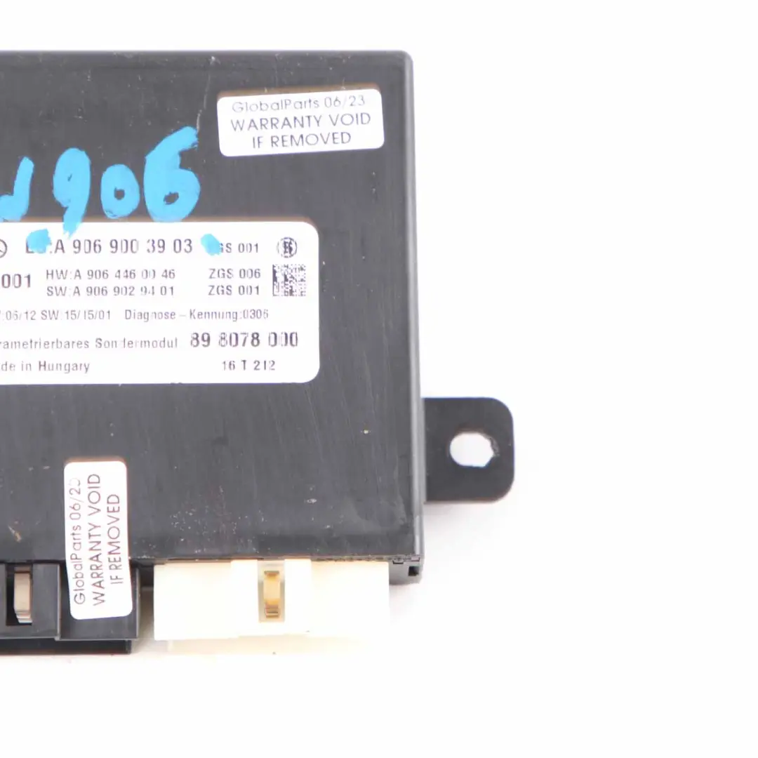 Central Lock Locking Control Unit Module to Mercedes Sprinter W906 with Part number A9069003903 Mercedes Sprinter W906 Central Lock Locking Control Unit Module - SKU A9069003903 - Part number A9069003903