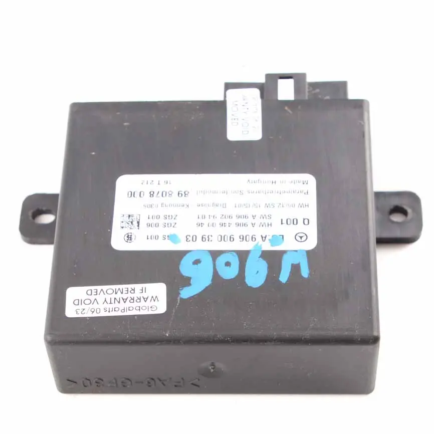 Central Lock Locking Control Unit Module to Mercedes Sprinter W906 with Part number A9069003903 Mercedes Sprinter W906 Central Lock Locking Control Unit Module - SKU A9069003903 - Part number A9069003903