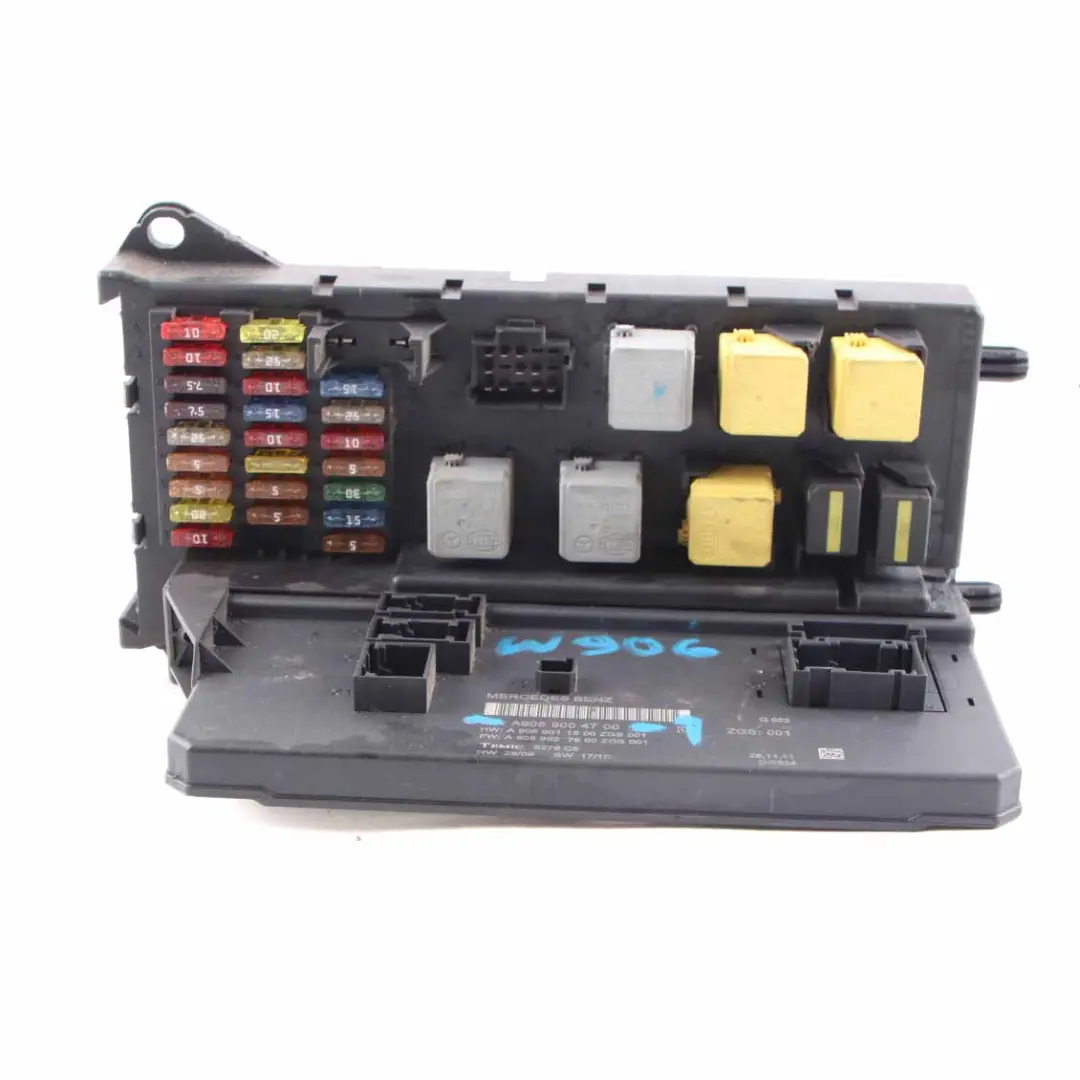 Fuse Box SAM Control Unit Module to Mercedes Sprinter W906 with Part number A9069004700 Mercedes Sprinter W906 Fuse Box SAM Control Unit Module - SKU A9069004700-1 - Part number A9069004700