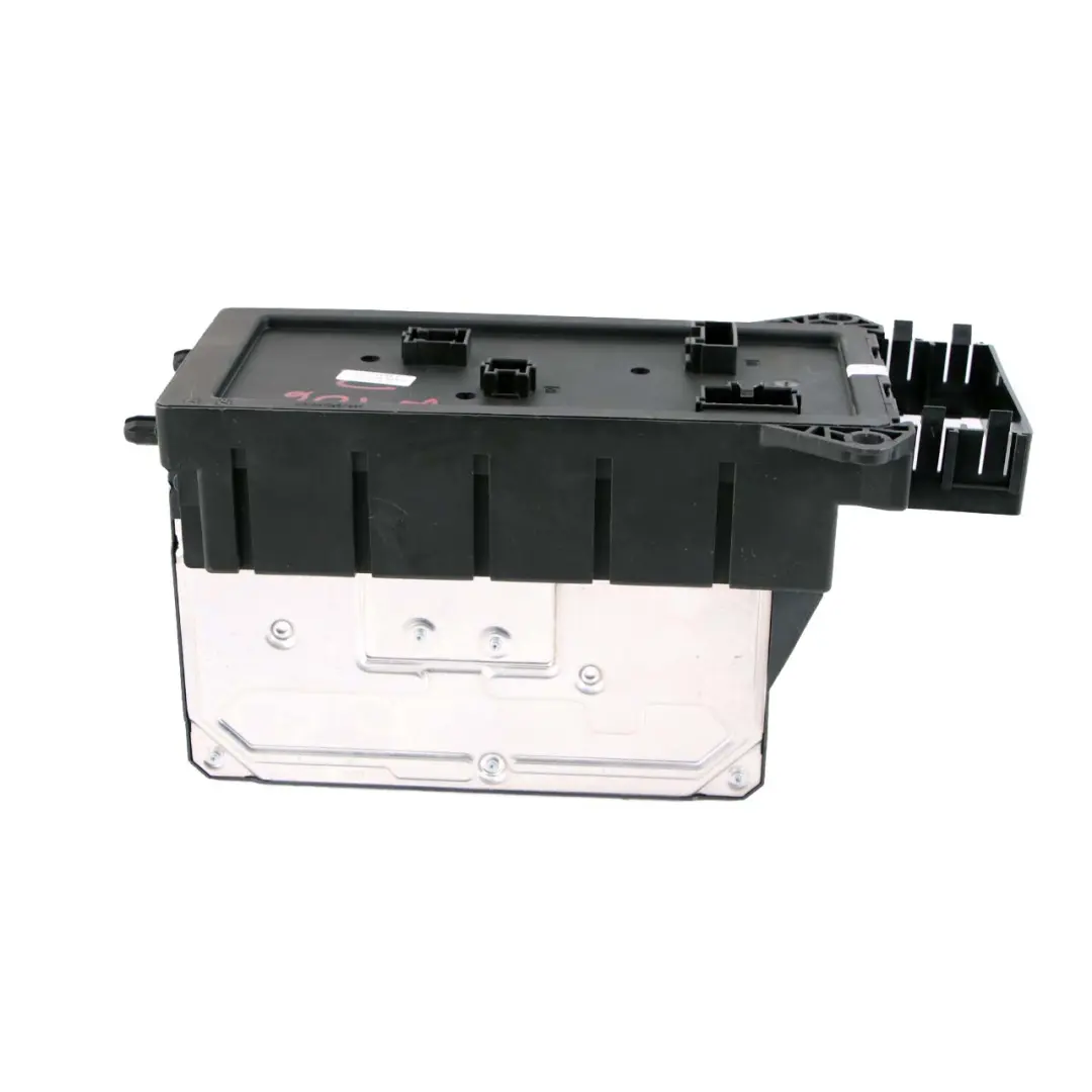 Mercedes-Benz Sprinter W906 Fuse Box SAM Control Unit Module to with Part number A9069004700 Mercedes-Benz Sprinter W906 Fuse Box SAM Control Unit Module - SKU A9069004700 - Part number A9069004700