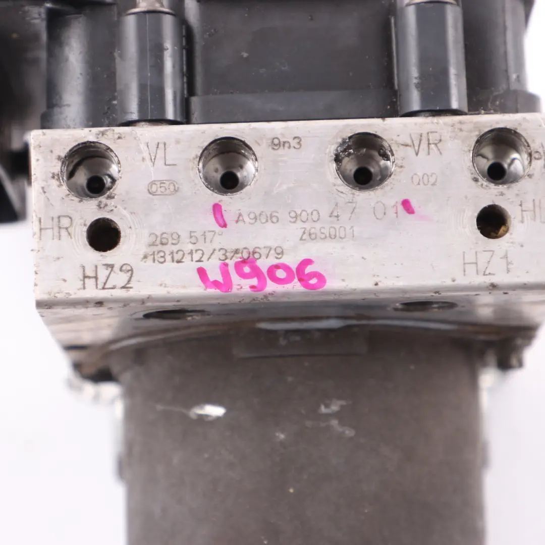 Pompa freno ABS ESP Unità freno idraulico A0014462589 per Mercedes Sprinter W906 con numero di parte A9069004701 Mercedes Sprinter W906 Pompa freno ABS ESP Unità freno idraulico A0014462589 - SKU A9069004701 - Numero di parte A9069004701