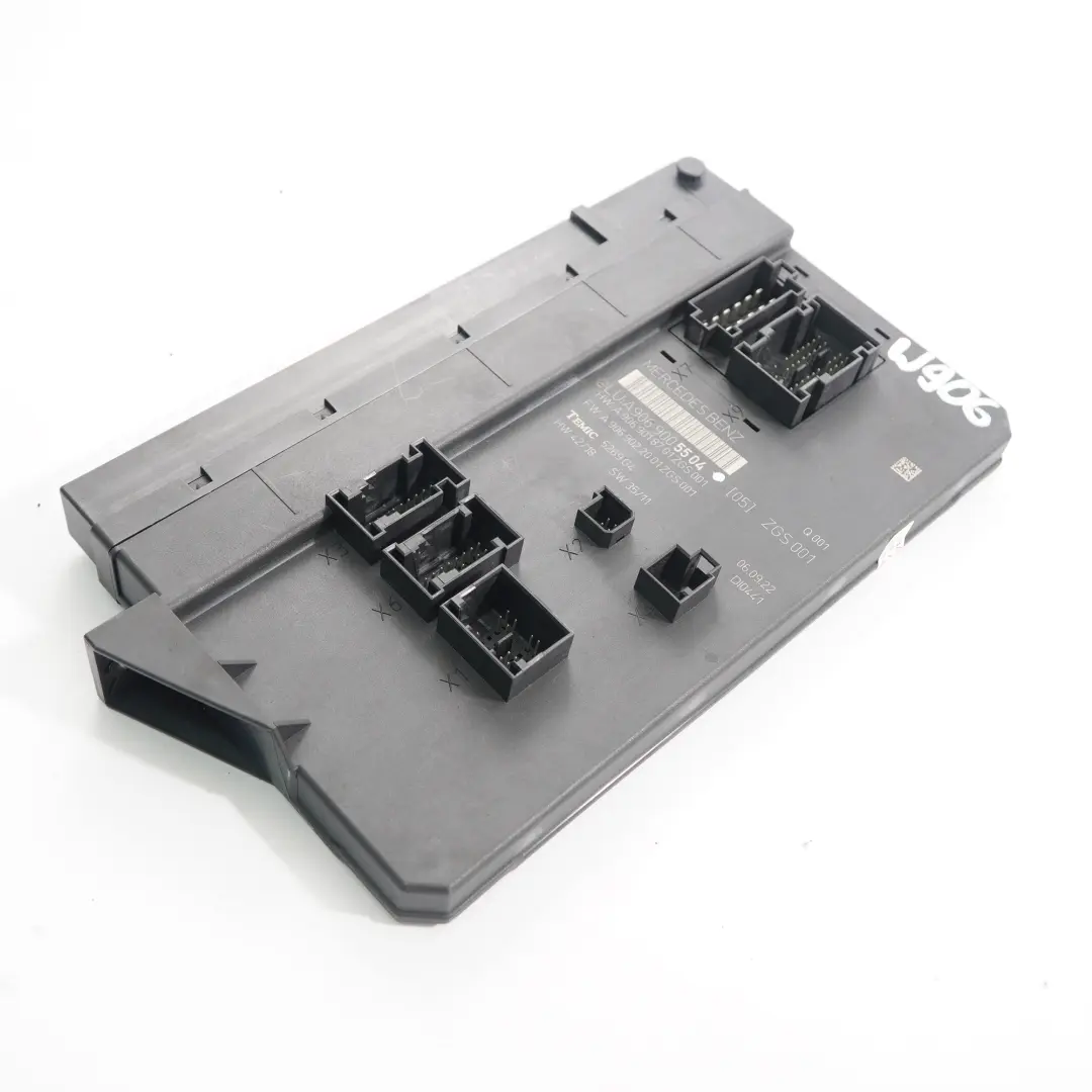 scatola dei fusibili relè unità controllo modulo SAM per Mercedes W906 con numero di parte A9069005504 Mercedes W906 scatola dei fusibili relè unità controllo modulo SAM - SKU A9069005504 - Numero di parte A9069005504