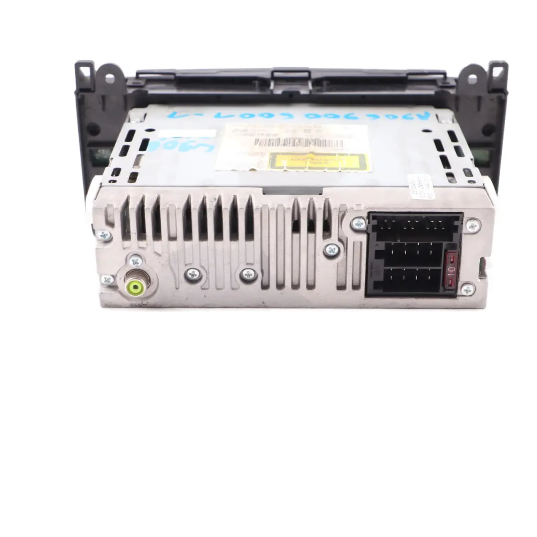 CD Radio Mercedes W639 W906 Audio Stereo Head Unit - SKU A9069006001-1 - Part number A9069006001