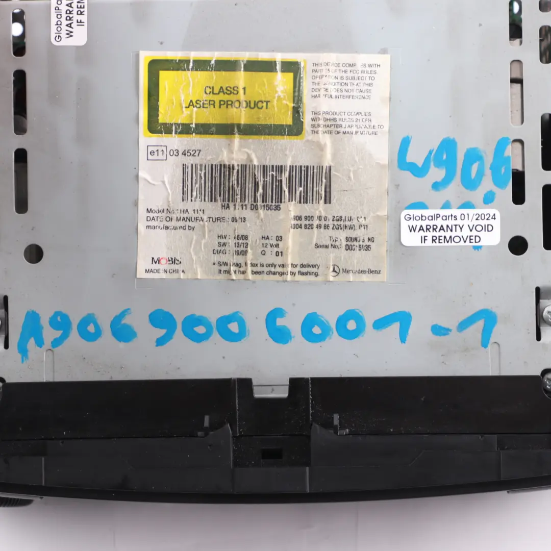 Radio Mercedes W639 W906 Audio Stereo Head Unit to CD with Part number A9069006001 CD Radio Mercedes W639 W906 Audio Stereo Head Unit - SKU A9069006001-1 - Part number A9069006001