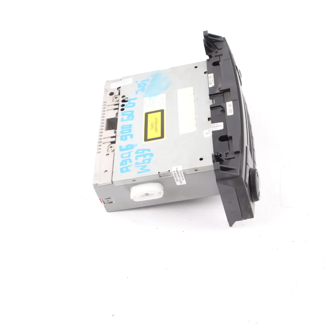 Radio Mercedes W639 W906 Audio Stereo Hauptgerät für CD mit Teilenummer A9069006001 CD Radio Mercedes W639 W906 Audio Stereo Hauptgerät - SKU A9069006001 - Teilenummer A9069006001