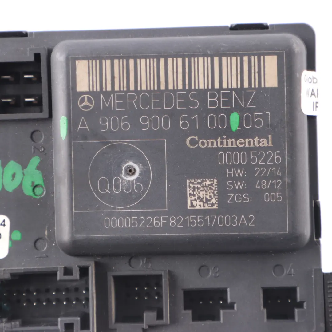 Türmodul Vorne Rechts Steuermodul für Mercedes Sprinter W906 mit Teilenummer A9069006100 Mercedes Sprinter W906 Türmodul Vorne Rechts Steuermodul - SKU A9069006100 - Teilenummer A9069006100