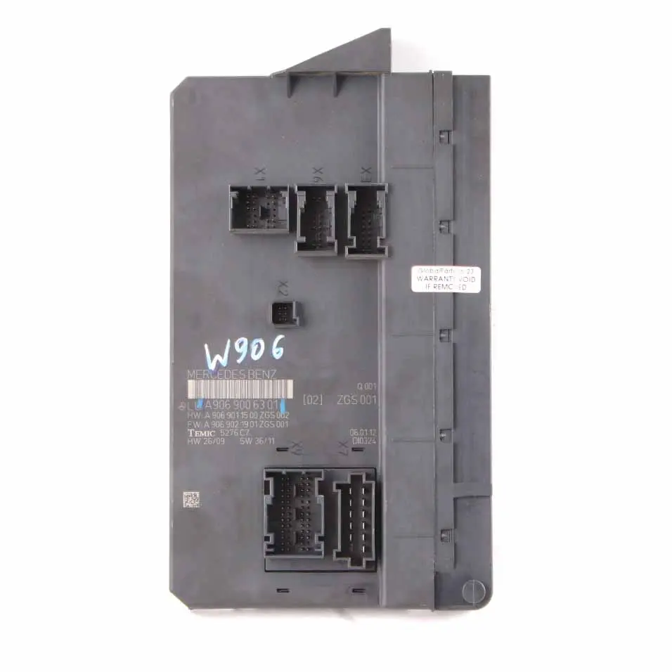 Unità di controllo del comfort del settore corpo Modulo BDC 8736682 per BMW i3 I01 con numero di parte A9069006301 BMW i3 I01 Unità di controllo del comfort del settore corpo Modulo BDC 8736682 - SKU A9069006301 - Numero di parte A9069006301