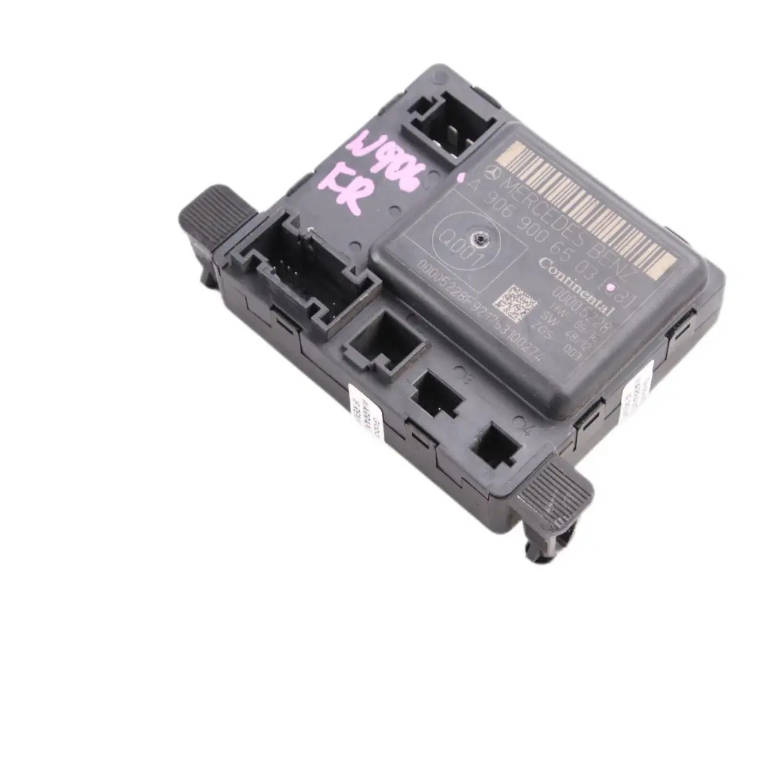Door Module Mercedes W906 Front Left Right N/O/S Control Unit ECU to with Part number A9069006503 Door Module Mercedes W906 Front Left Right N/O/S Control Unit ECU - SKU A9069006503 - Part number A9069006503
