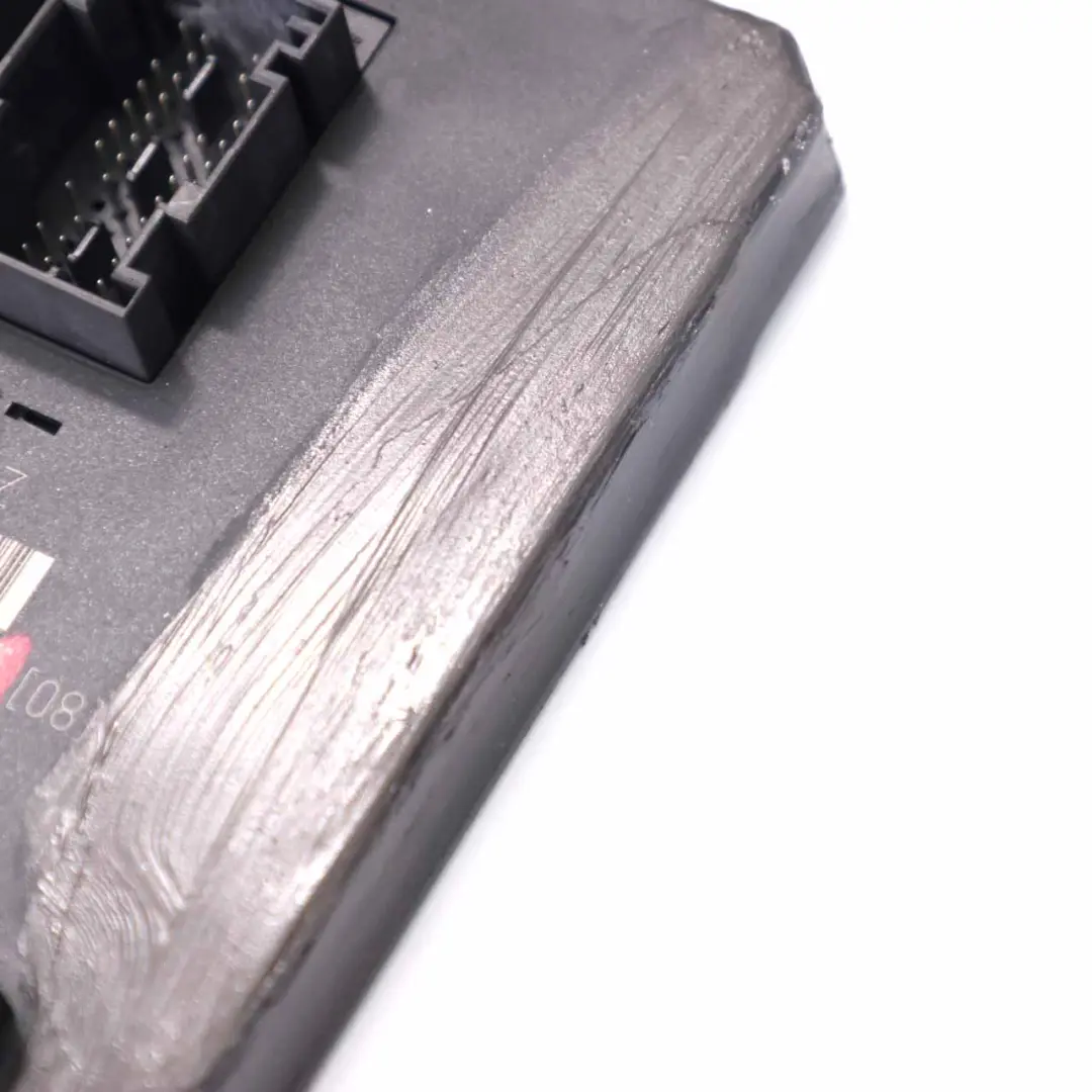 Module SAM Mercedes W906 Boîte à fusibles Relais Unité de contrôle pour à propos du numéro de pièce A9069006701 Module SAM Mercedes W906 Boîte à fusibles Relais Unité de contrôle - SKU A9069006701-1 - Numéro de pièce A9069006701