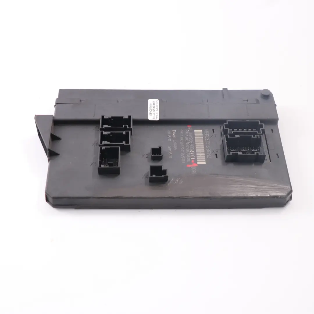  Modulo SAM Mercedes W906 Scatola dei fusibili Unità controllo relè - SKU A9069006701-1 - Numero di parte A9069006701