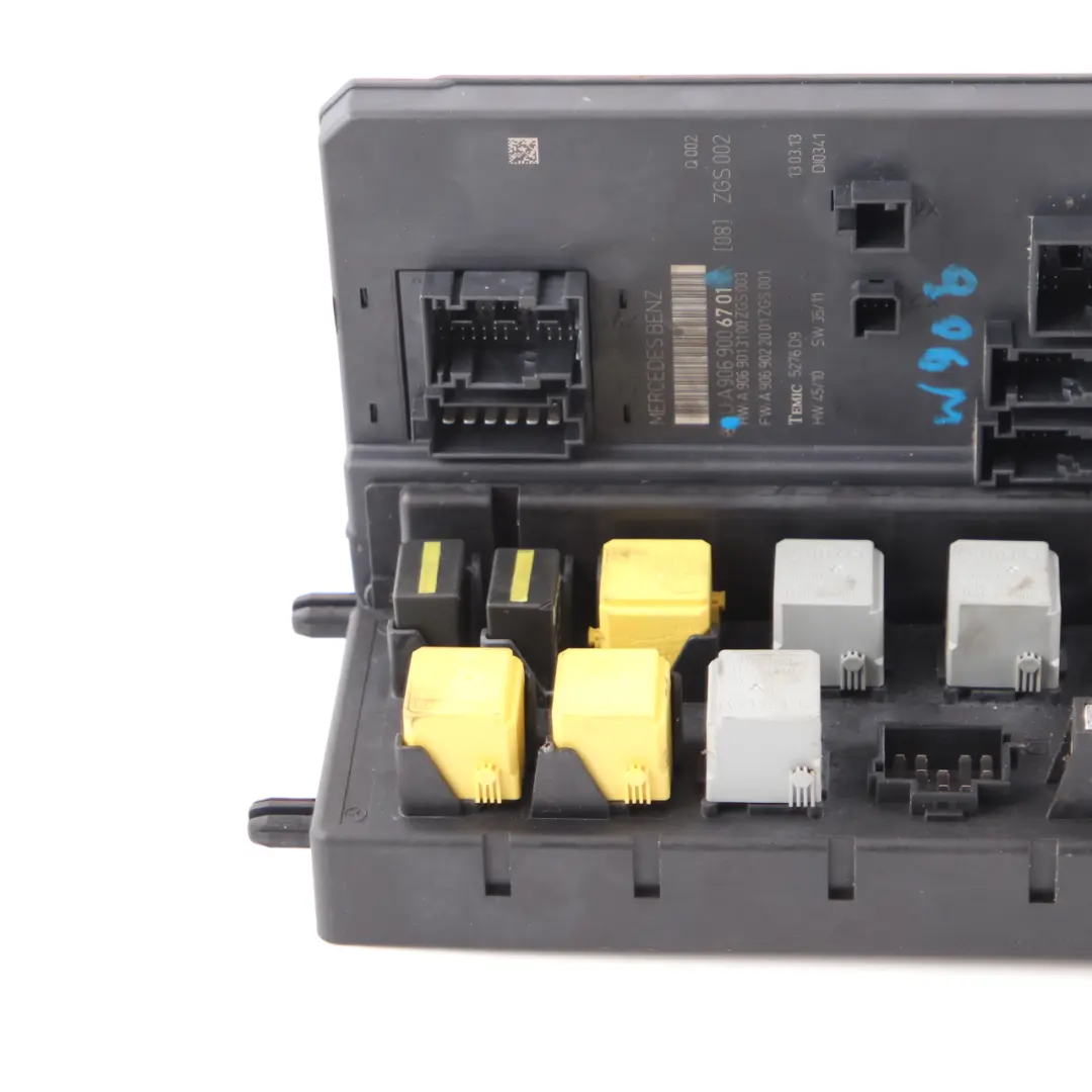 SAM Modulo Scatola Fusibili Unità di Controllo Relè per Mercedes W906 con numero di parte A9069006701 Mercedes W906 SAM Modulo Scatola Fusibili Unità di Controllo Relè - SKU A9069006701 - Numero di parte A9069006701