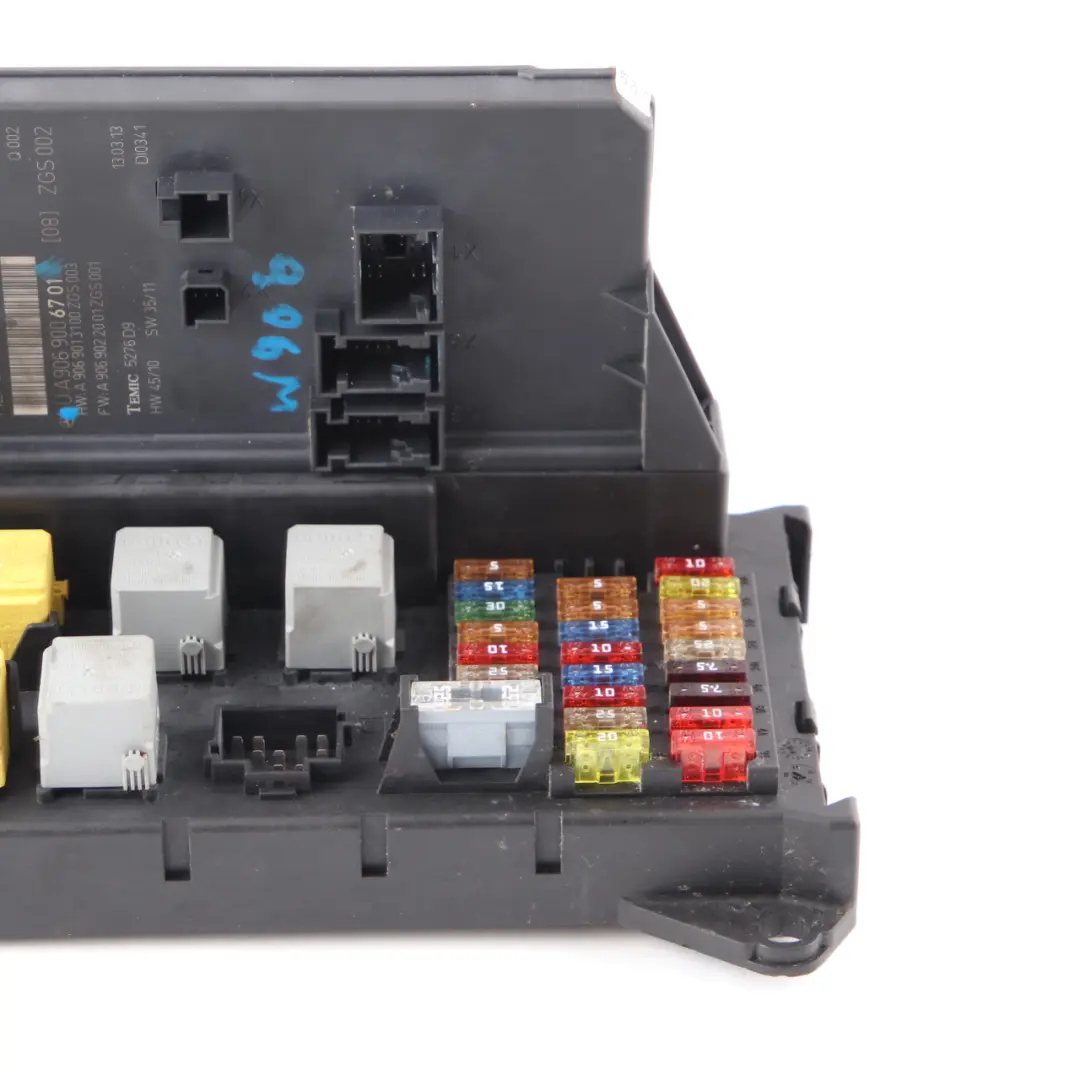 SAM Módulo Caja de Fusibles Relé Unidad de Control para Mercedes W906 con número de pieza A9069006701 Mercedes W906 SAM Módulo Caja de Fusibles Relé Unidad de Control - SKU A9069006701 - Número de pieza A9069006701